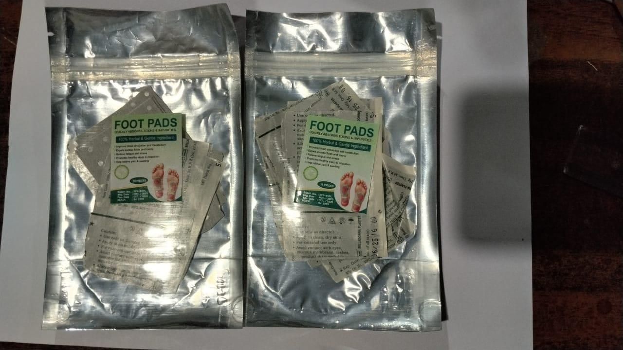 100% Herbal & Gentle Ingredient Detox Foot Pads (BUY 10 GET 10 FREE )